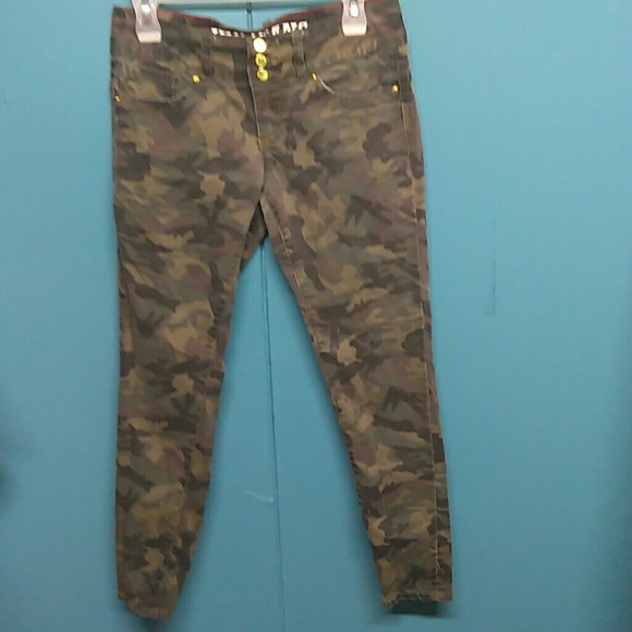 VIP Denim - Vip ladies camo pants